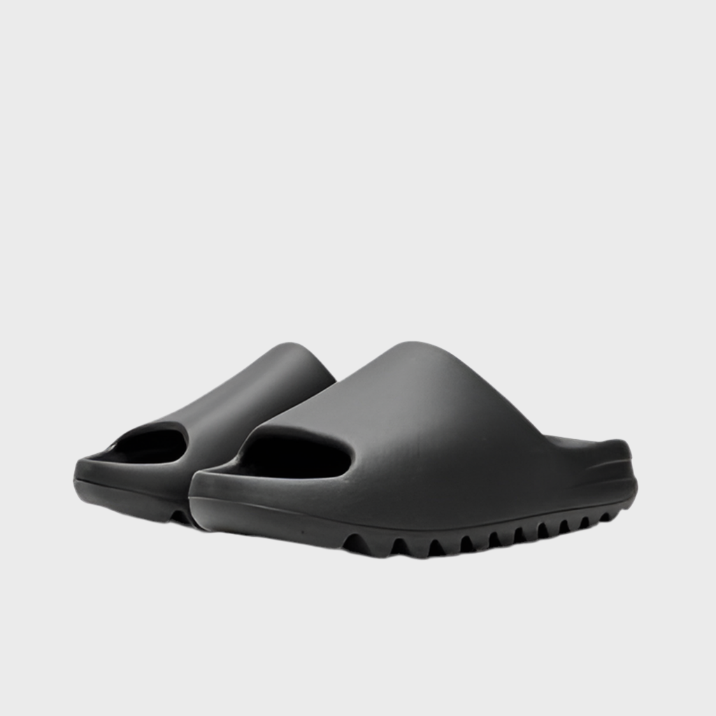 Claquettes Yeezy slide noir