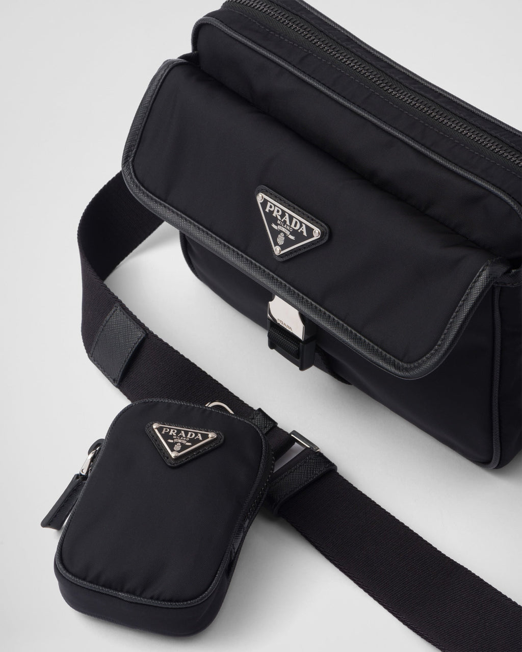 Sac porté épaule en Re-Nylon et cuir Saffiano