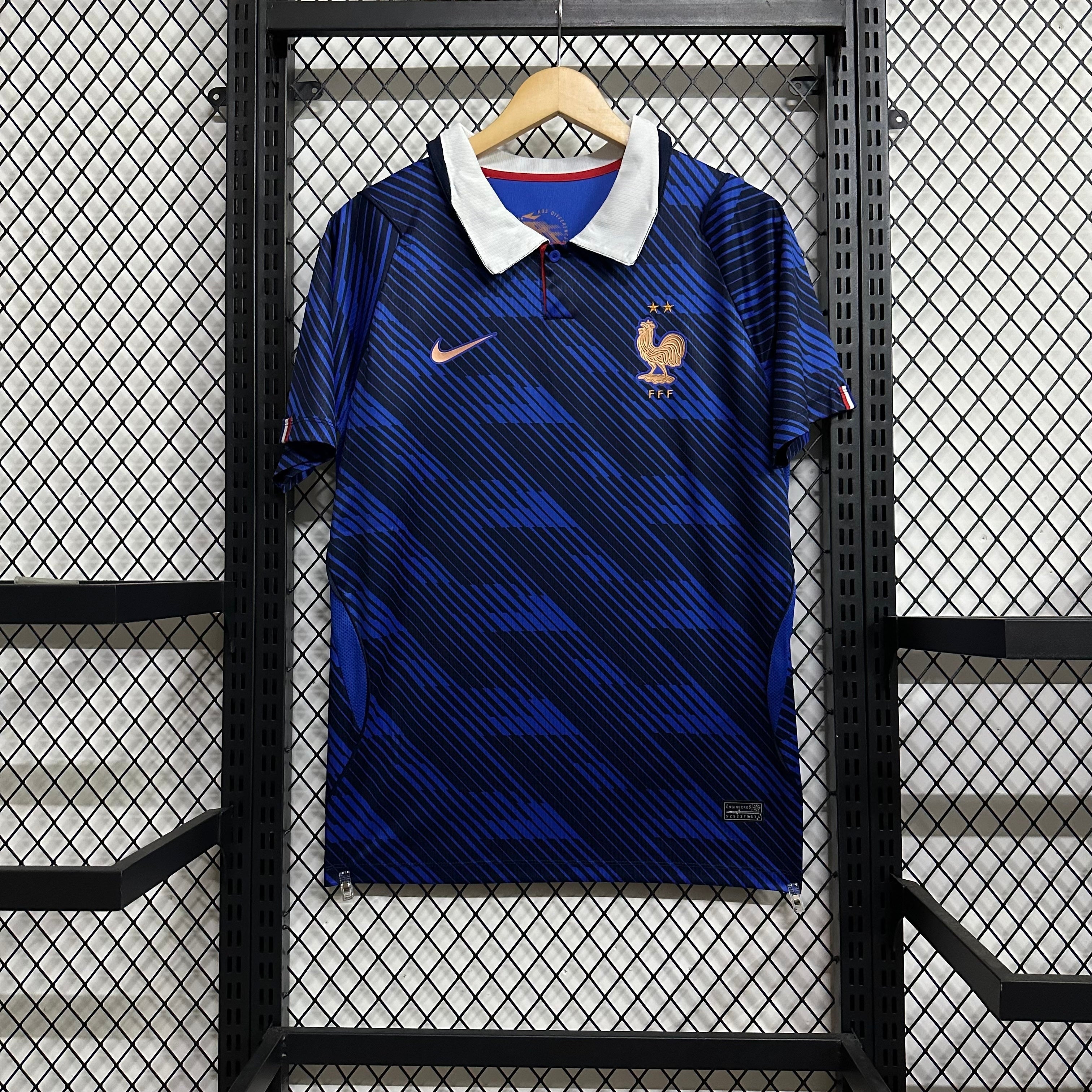 MAILLOT ÉQUIPE DE FRANCE COUPE DU MONDE 2026 DOMICILE BLEU