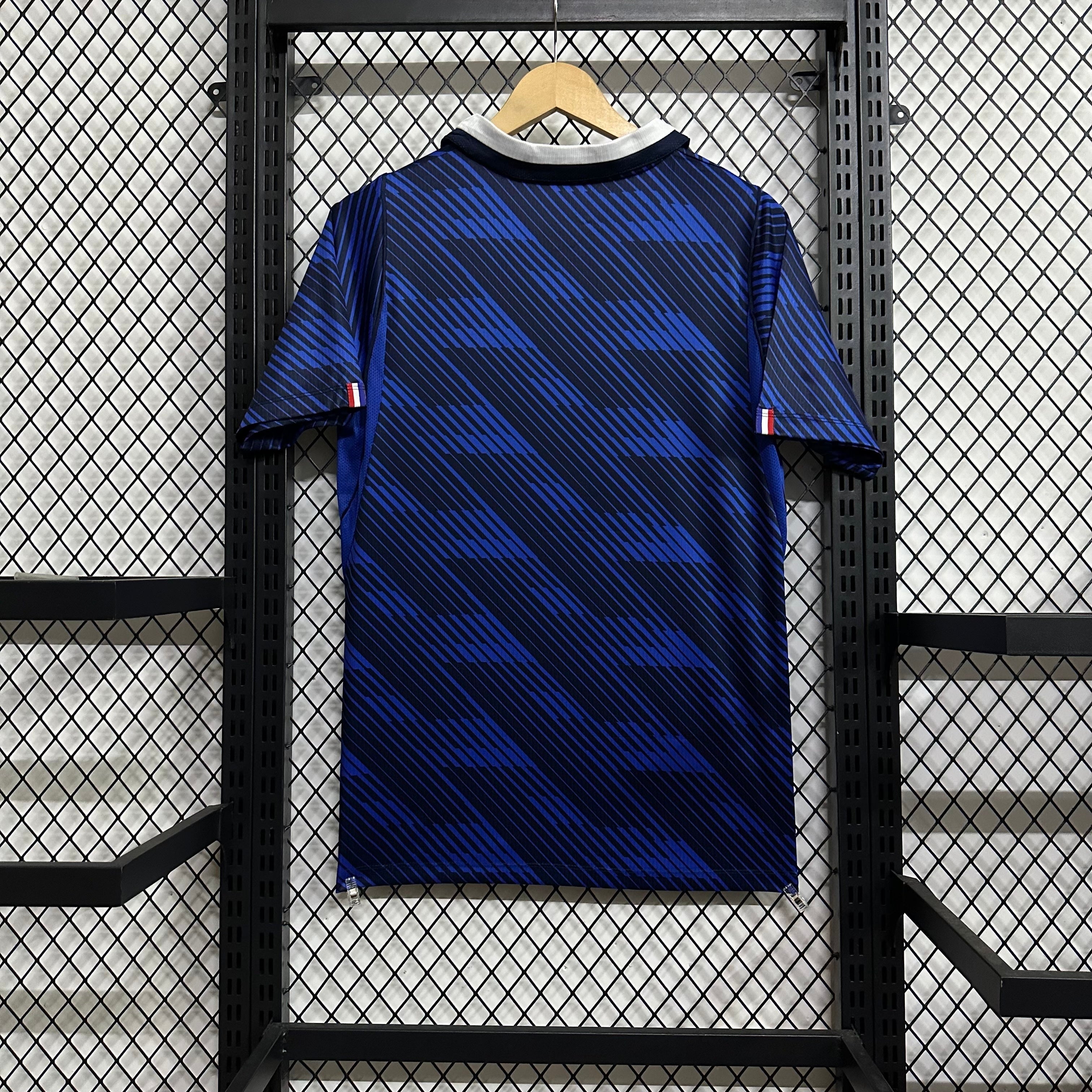 MAILLOT ÉQUIPE DE FRANCE COUPE DU MONDE 2026 DOMICILE BLEU